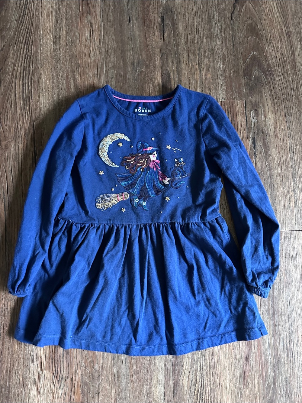 Mini Boden Navy Long-Sleeve Witch Graphic Dress Top
